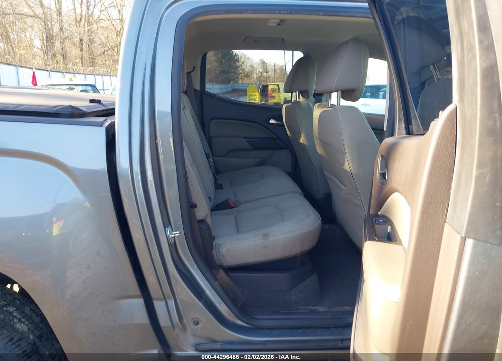 2018 GMC CANYON SLE VIN: 1GTG5CEA8J1195585
