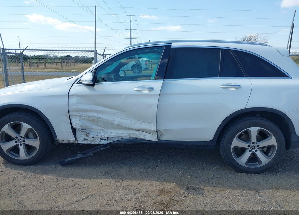 2019 MERCEDES-BENZ GLC 300 VIN: WDC0G4JB7KV154806