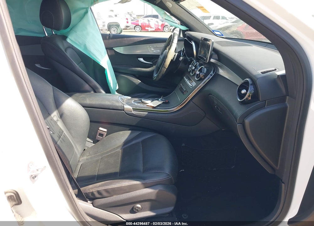2019 MERCEDES-BENZ GLC 300 VIN: WDC0G4JB7KV154806