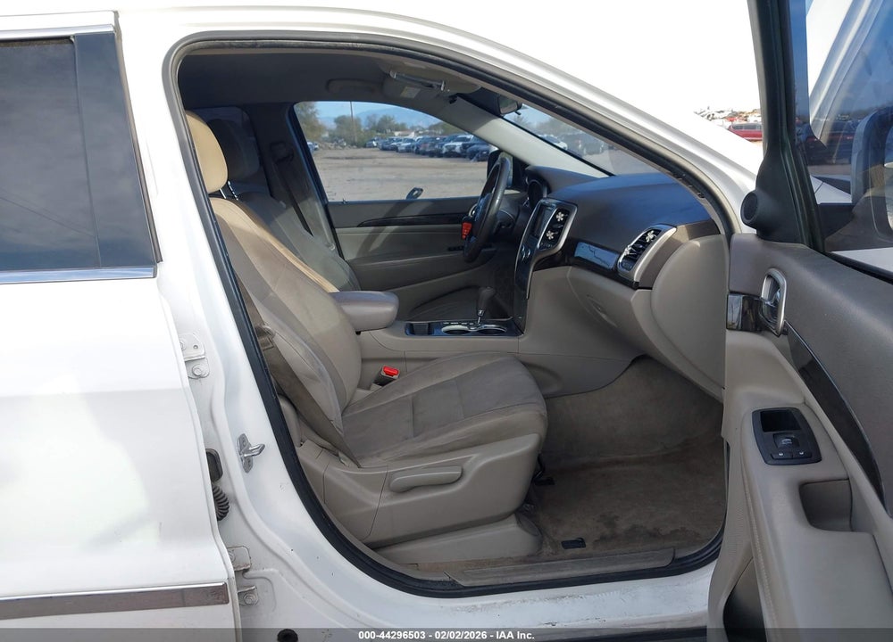 2013 JEEP GRAND CHEROKEE LAREDO VIN: 1C4RJFAG1DC630990
