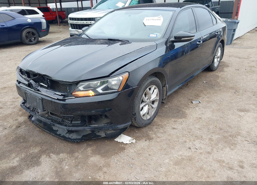 2018 VOLKSWAGEN PASSAT 2.0T R-LINE/2.0T S VIN: 1VWAA7A31JC016790