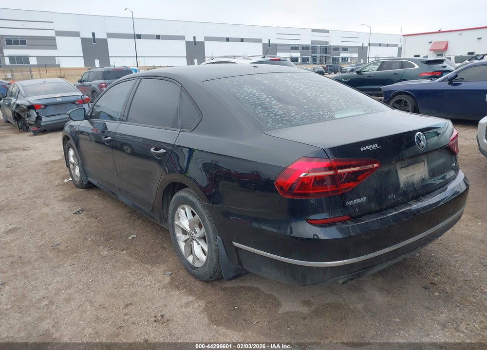 2018 VOLKSWAGEN PASSAT 2.0T R-LINE/2.0T S VIN: 1VWAA7A31JC016790
