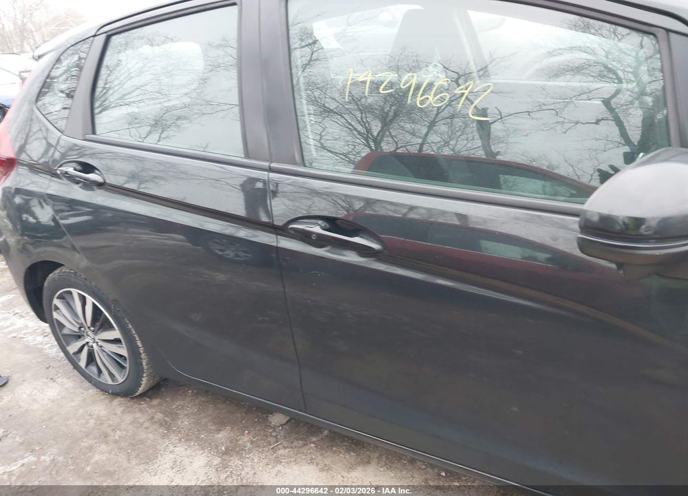2015 HONDA FIT EX/EX-L VIN: 3HGGK5H89FM738287