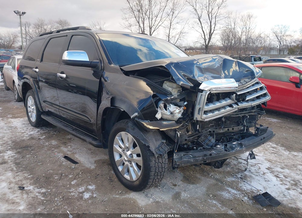 2012 TOYOTA SEQUOIA PLATINUM 5.7L V8 VIN: 5TDDW5G17CS066350