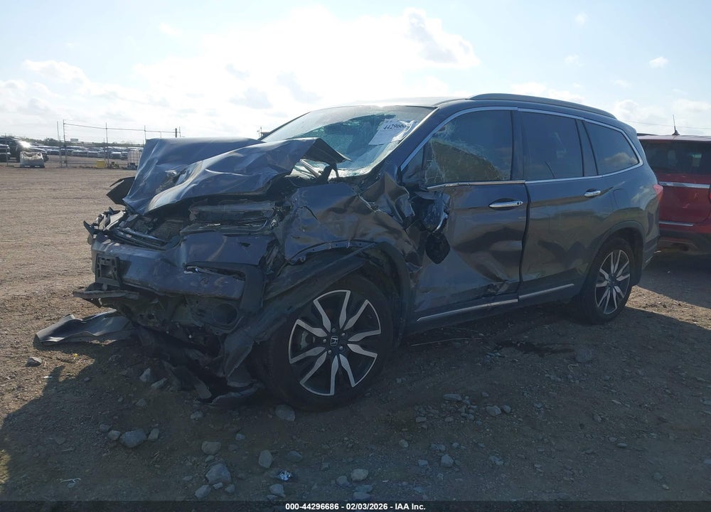 2022 HONDA PILOT 2WD TOURING 7 PASSENGER VIN: 5FNYF5H67NB029723