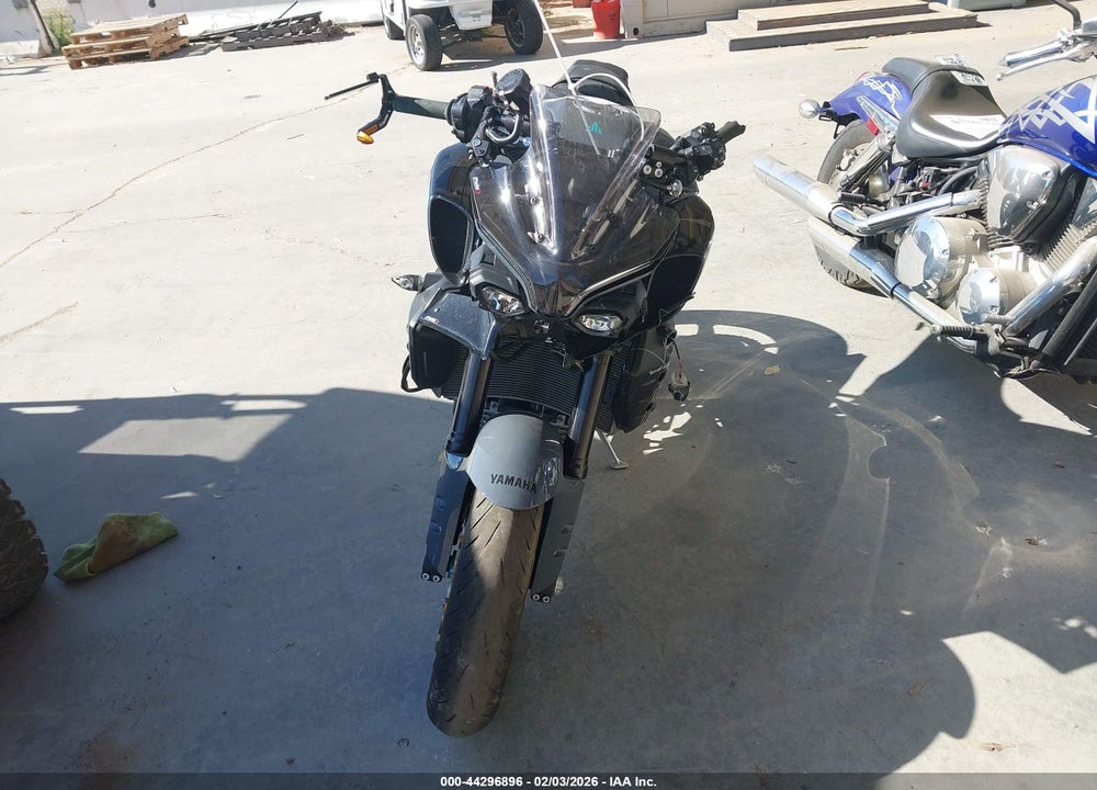 2023 YAMAHA MTN1000 C VIN: JYARN79Y1PA000504
