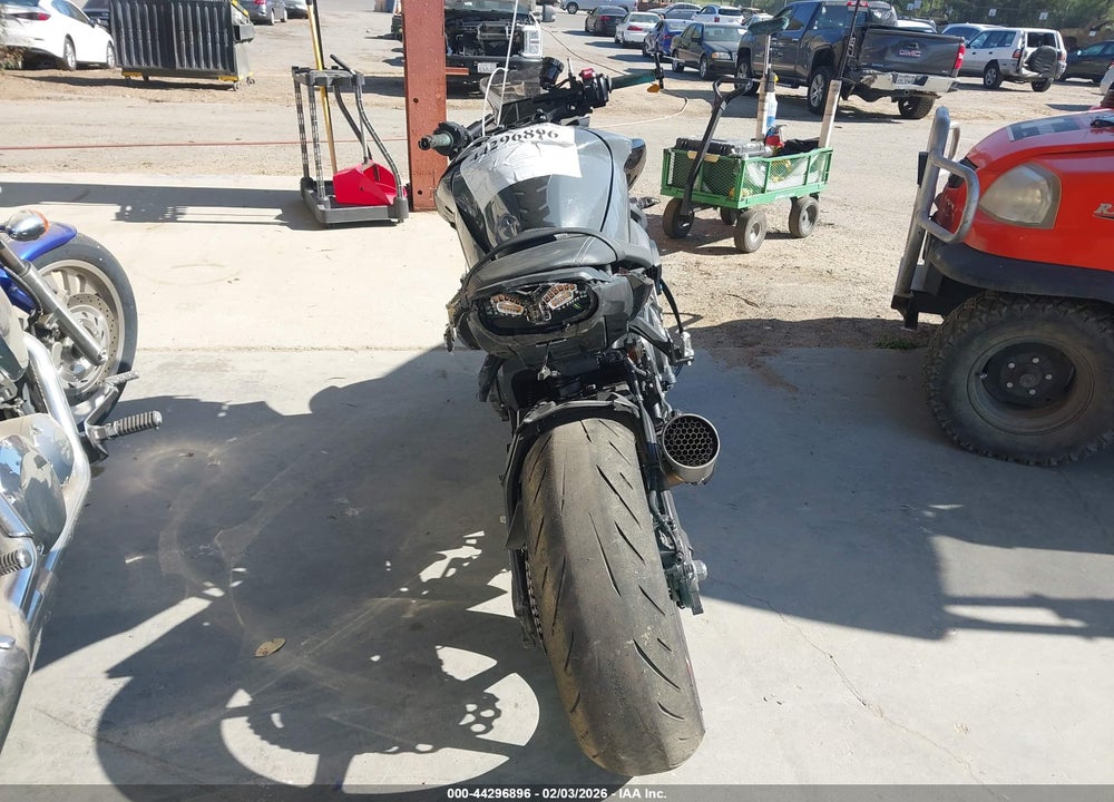 2023 YAMAHA MTN1000 C VIN: JYARN79Y1PA000504