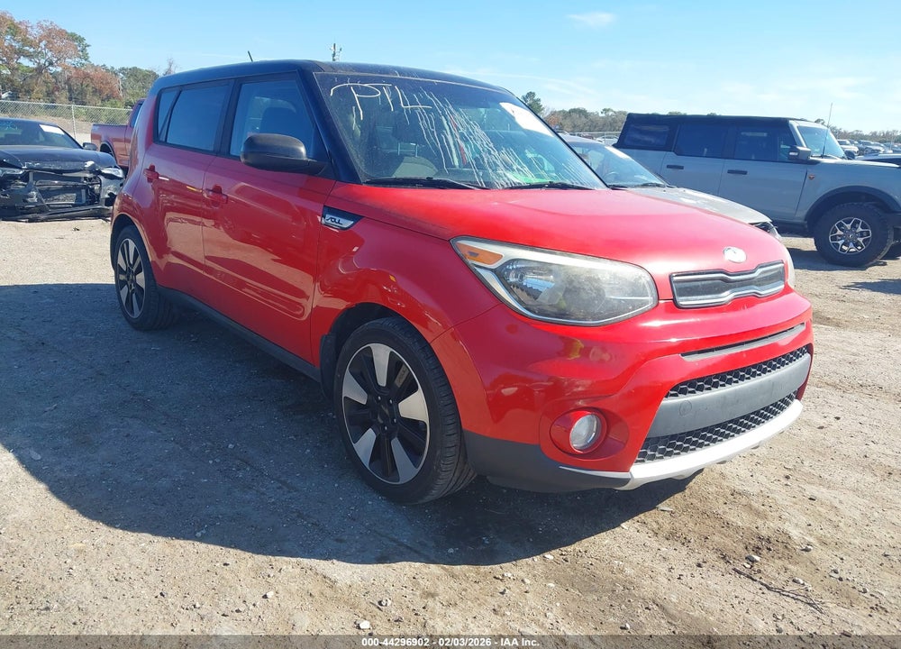 2017 KIA SOUL + VIN: KNDJP3A58H7447688