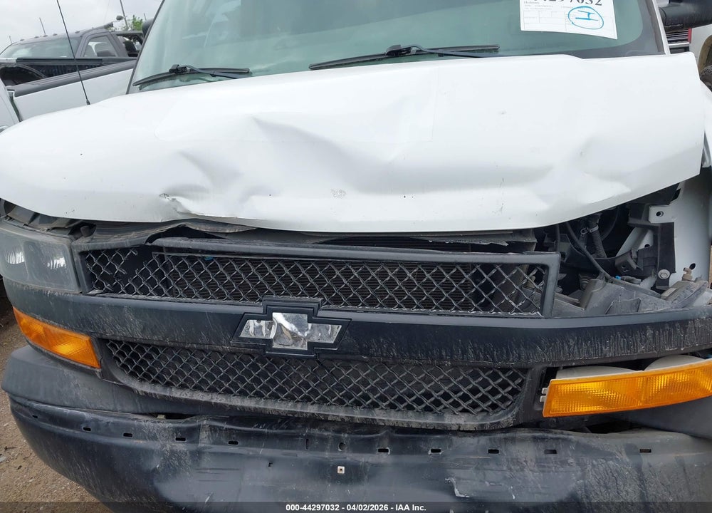 2020 CHEVROLET EXPRESS CARGO RWD 2500 REGULAR WHEELBASE WT VIN: 1GCWGAFP9L1223653