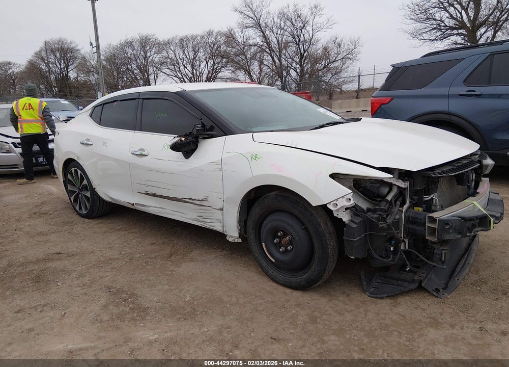 2017 NISSAN MAXIMA 3.5 SR VIN: 1N4AA6AP0HC361552