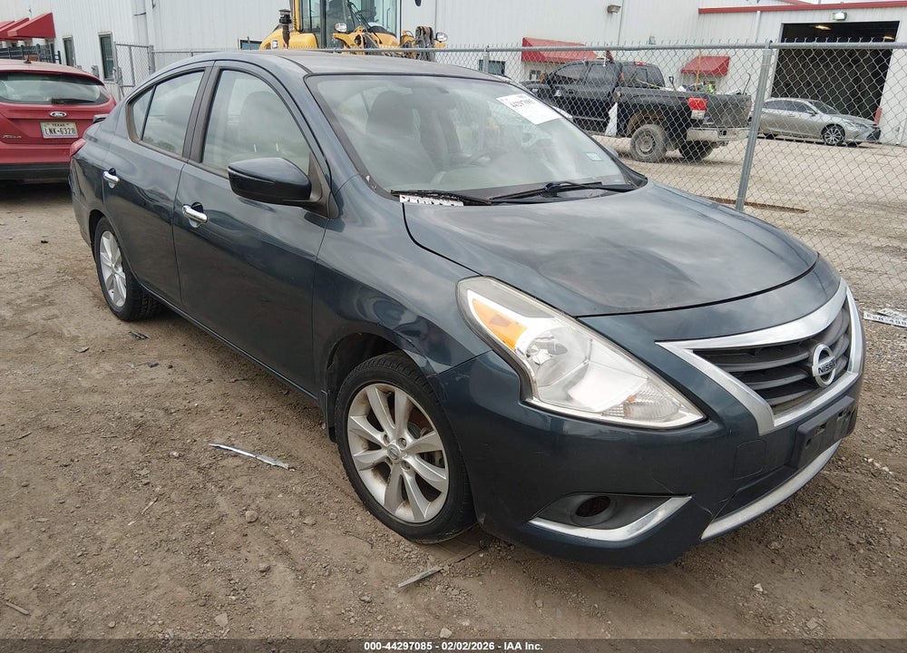 2016 NISSAN VERSA 1.6 SL VIN: 3N1CN7APXGL821920