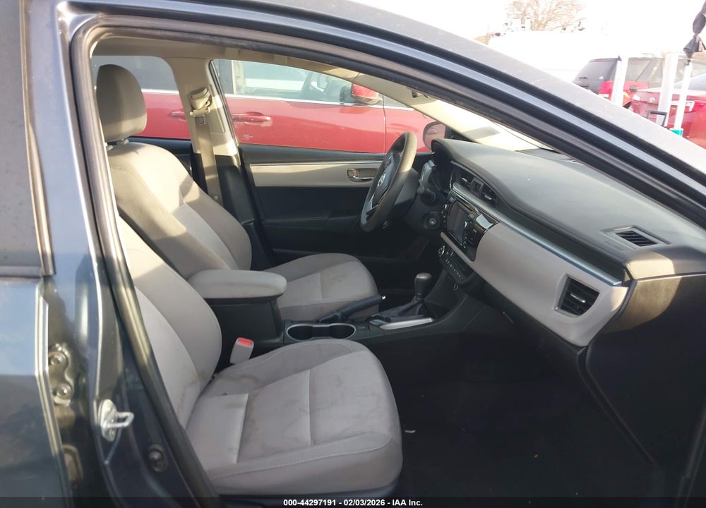 2015 TOYOTA COROLLA LE VIN: 5YFBURHE0FP247874