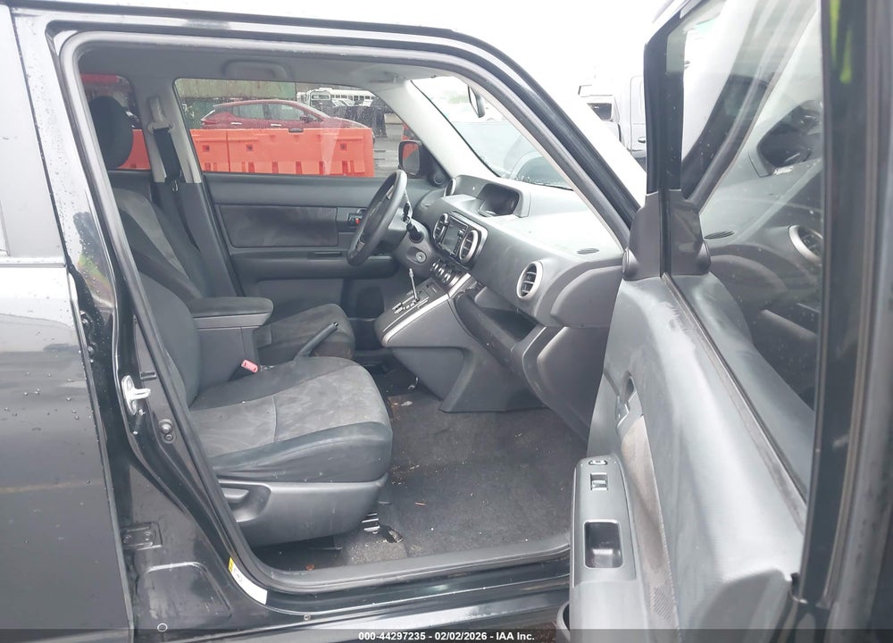 2014 SCION XB VIN: JTLZE4FE3EJ057950