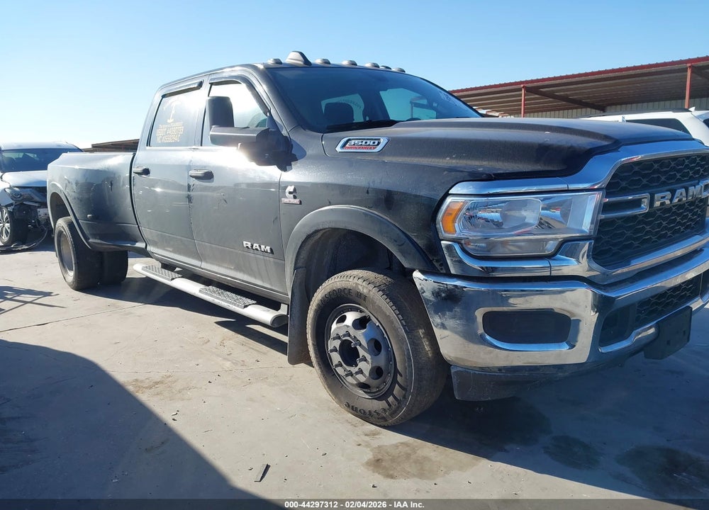 2019 RAM 3500 TRADESMAN  4X4 8' BOX VIN: 3C63RRGL4KG673113