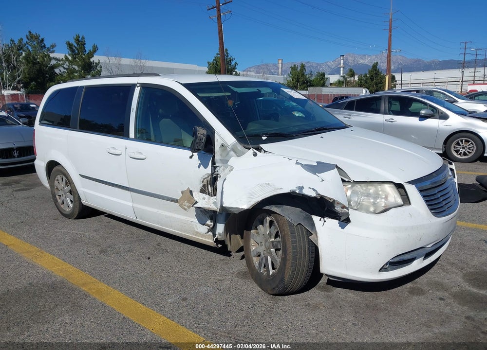 2014 CHRYSLER TOWN & COUNTRY TOURING VIN: 2C4RC1BGXER357648