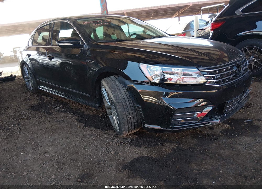 2017 VOLKSWAGEN PASSAT 1.8T R-LINE VIN: 1VWDT7A3XHC056917