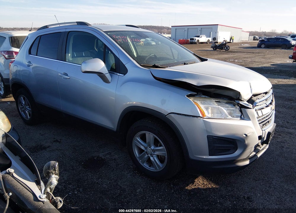 2015 CHEVROLET TRAX LT VIN: 3GNCJRSB8FL227128