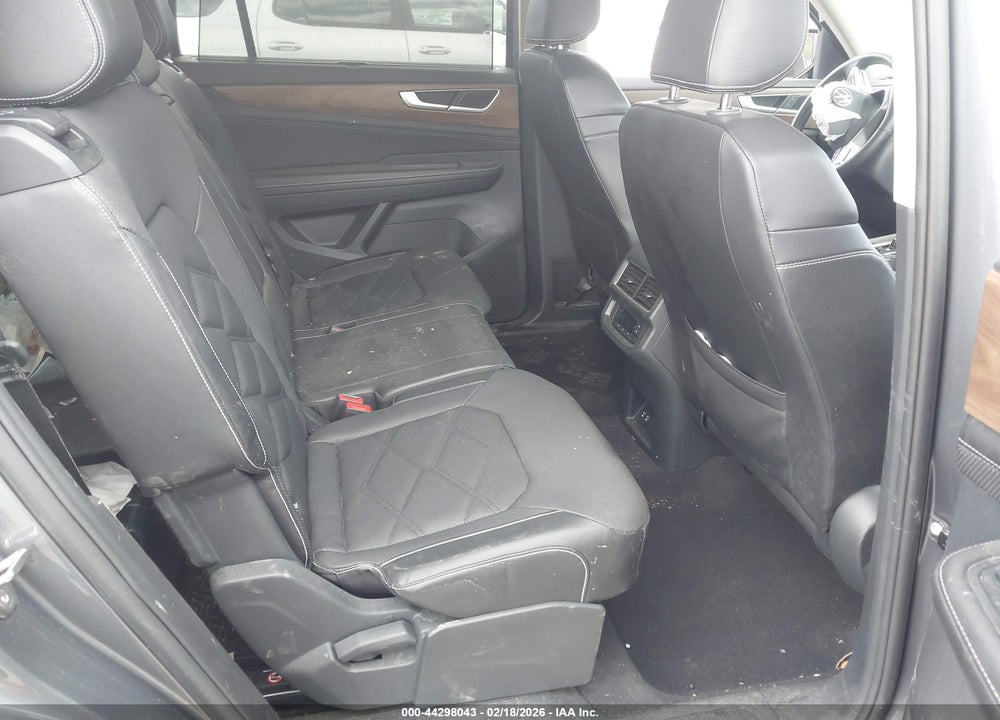 2024 VOLKSWAGEN ATLAS 2.0T SE W/TECHNOLOGY VIN: 1V2JR2CA9RC591000