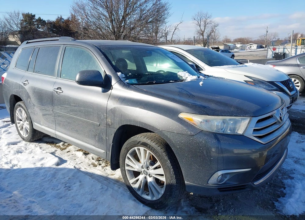 2011 TOYOTA HIGHLANDER SE V6 VIN: 5TDBK3EHXBS081740