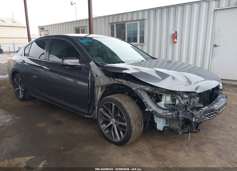 2015 HONDA ACCORD EX VIN: 1HGCR2F77FA141137