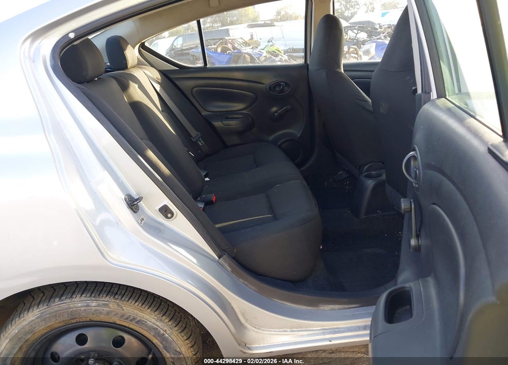 2016 NISSAN VERSA 1.6 S+ VIN: 3N1CN7AP1GL906676