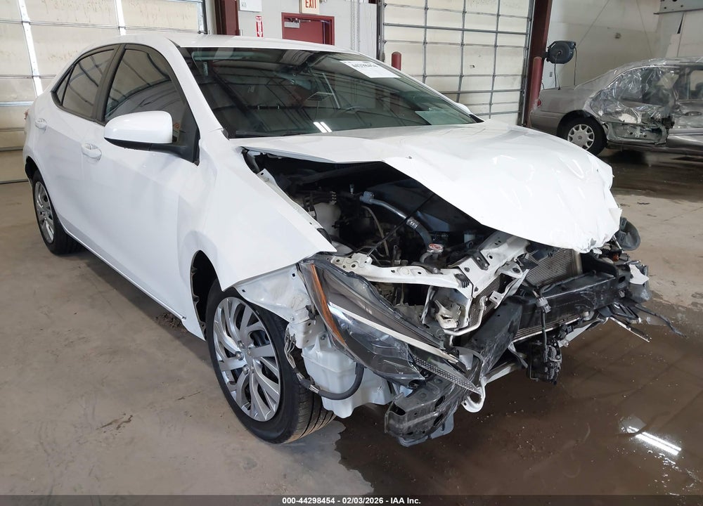 2019 TOYOTA COROLLA LE VIN: 2T1BURHE8KC210064