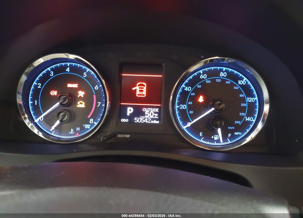 2019 TOYOTA COROLLA LE VIN: 2T1BURHE8KC210064