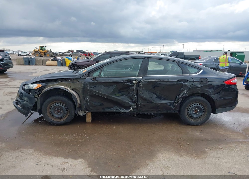 2014 FORD FUSION S VIN: 3FA6P0G7XER170288