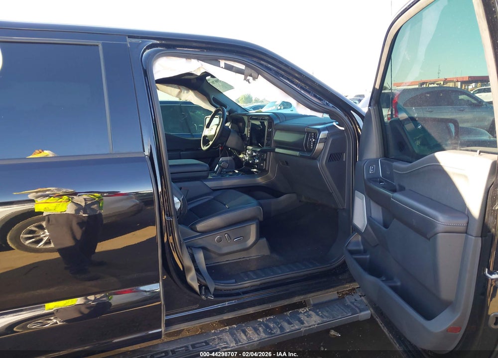 2025 FORD F-150 LARIAT VIN: 1FTFW5L87SFA88911