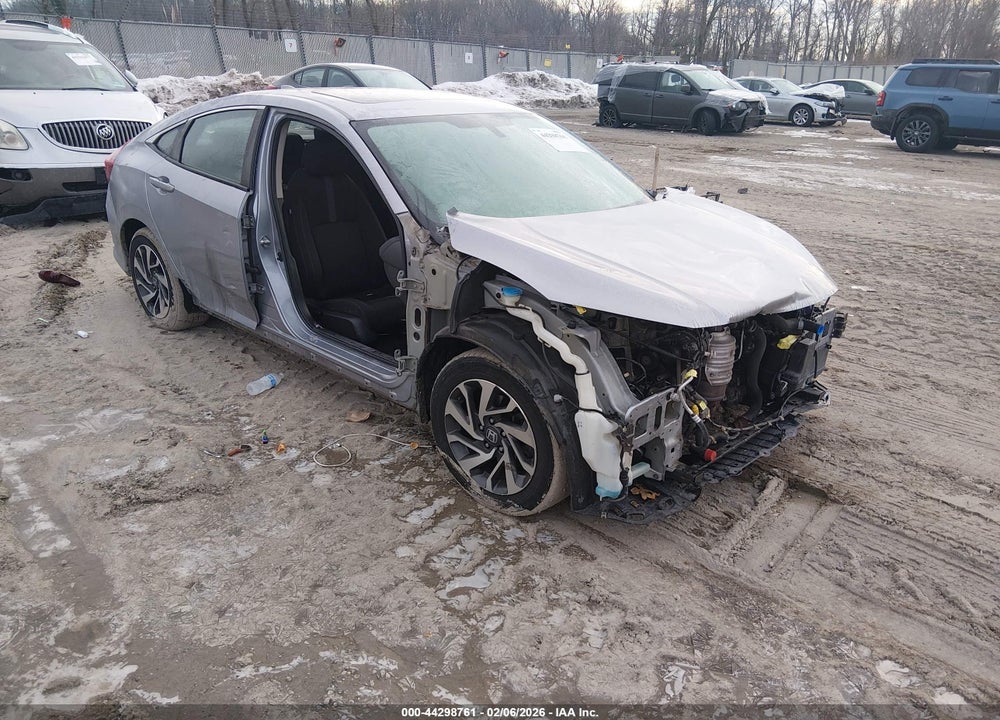 2018 HONDA CIVIC EX VIN: 2HGFC2F74JH519262