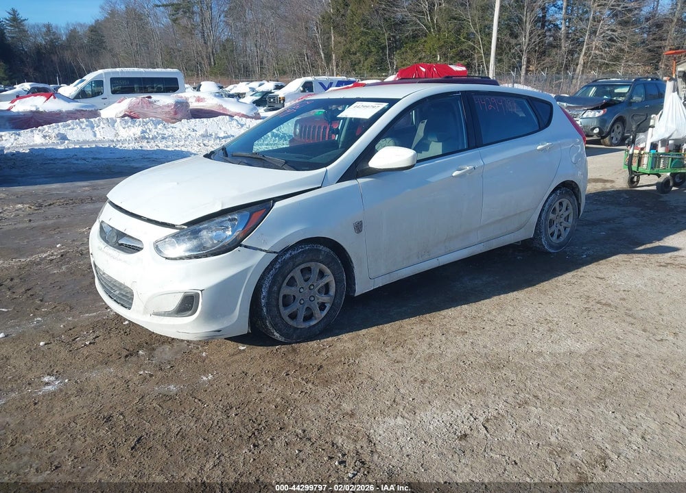 2013 HYUNDAI ACCENT GS VIN: KMHCT5AE2DU116029
