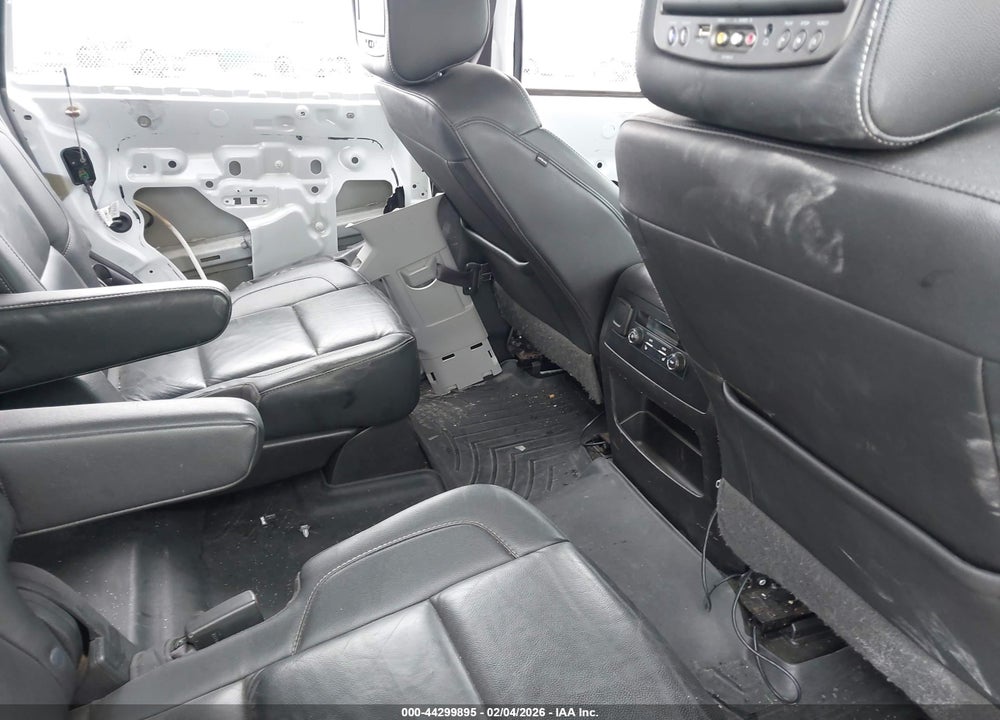 2017 CHEVROLET TAHOE LT VIN: 1GNSKBKC4HR283958