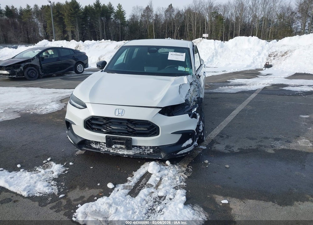 2024 HONDA HR-V AWD SPORT/AWD SPORT W/O BSI VIN: 3CZRZ2H57RM726600