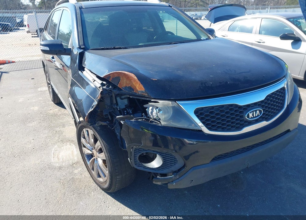 2011 KIA SORENTO EX V6 VIN: 5XYKU4A28BG044393