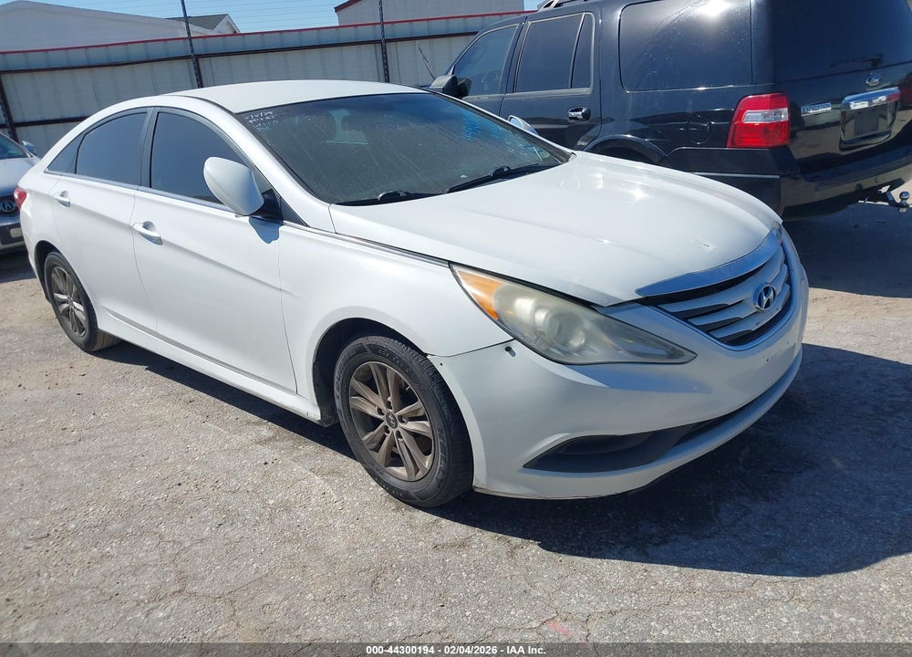 2014 HYUNDAI SONATA GLS VIN: 5NPEB4AC4EH854368