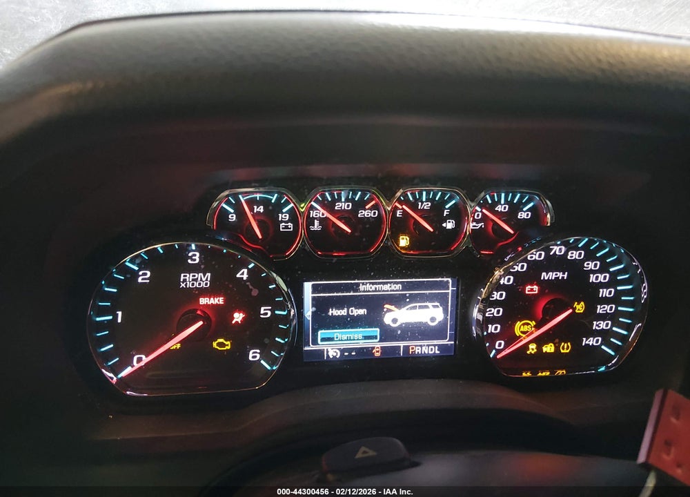 2017 GMC YUKON XL SLE VIN: 1GKS1FKC4HR346449