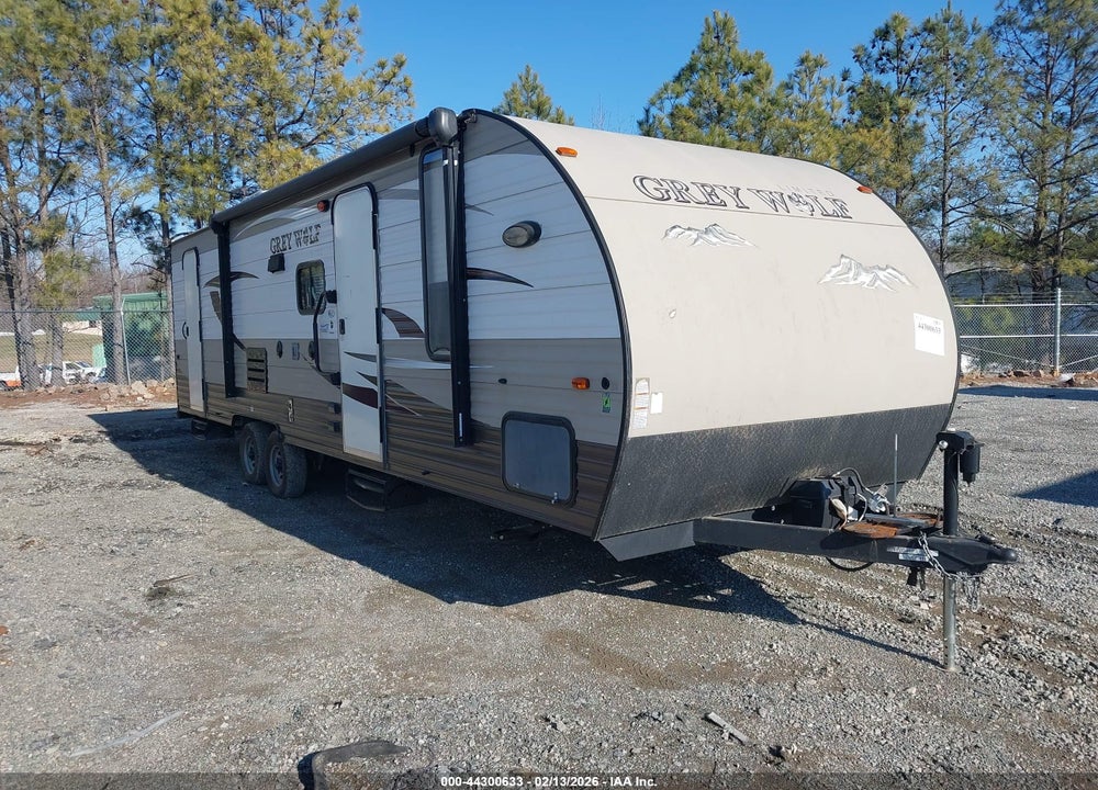 2015 FOREST RIVER CHEROKEE GREY WOLF 26DBH TRAVEL TRAILER VIN: 4X4TCKB24FK027806