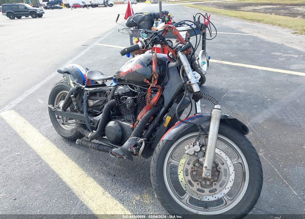1993 HONDA VT1100 C VIN: 1HFSC1811PA702602