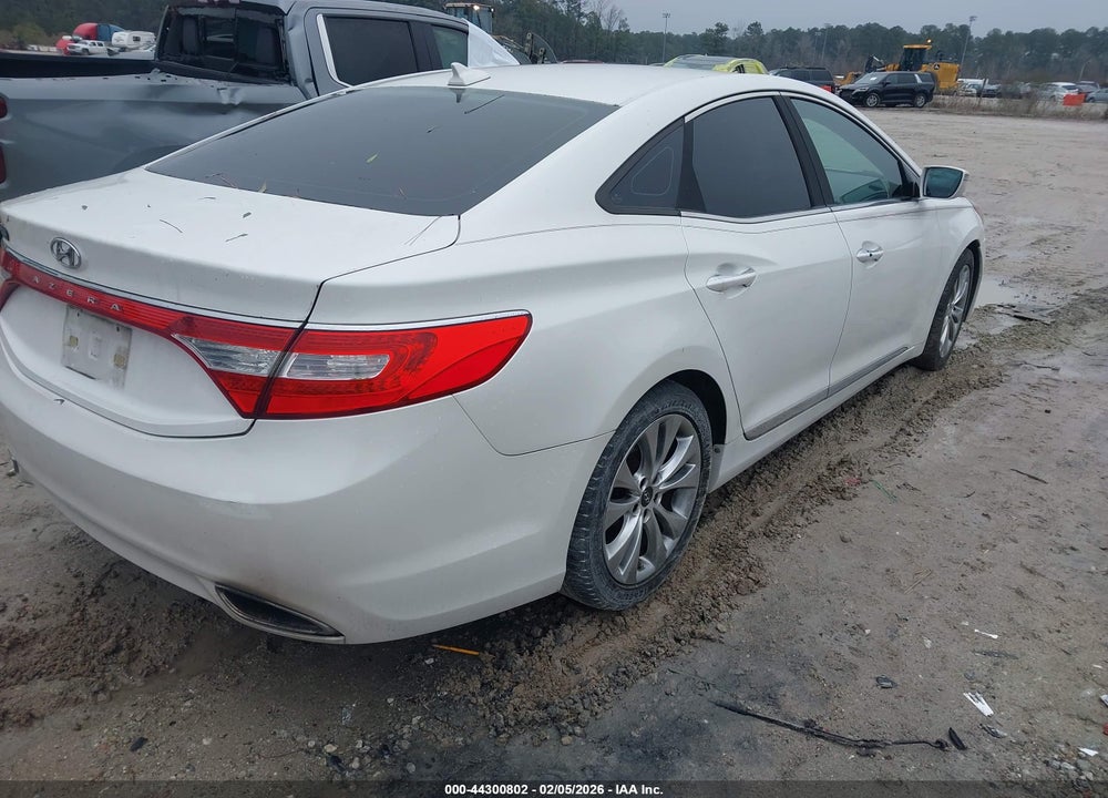 2012 HYUNDAI AZERA VIN: KMHFG4JG7CA134426