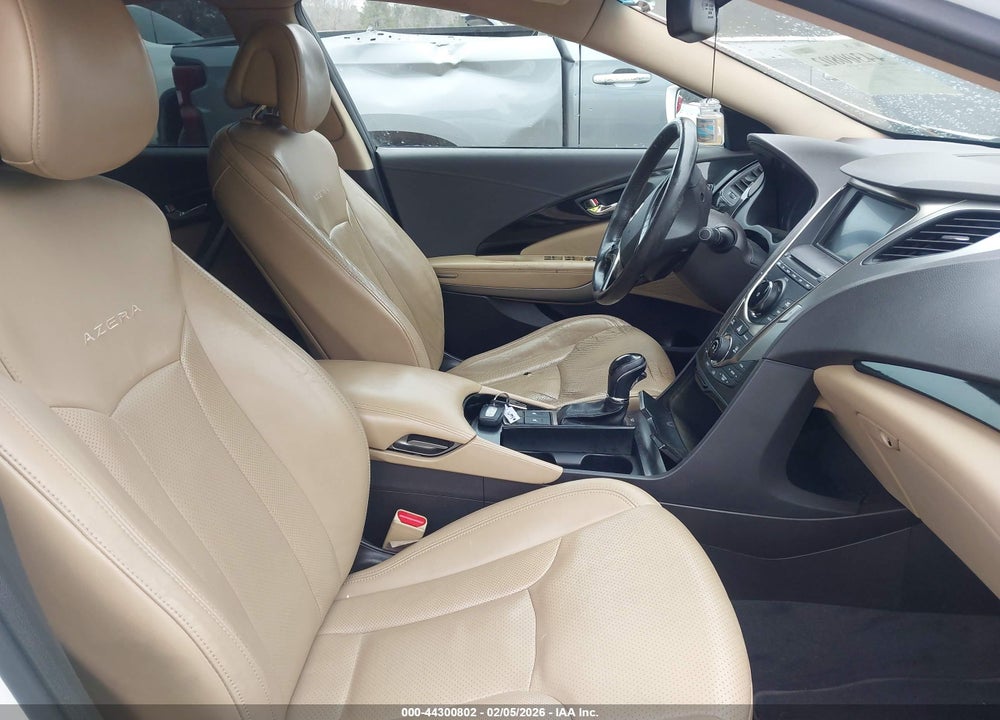 2012 HYUNDAI AZERA VIN: KMHFG4JG7CA134426