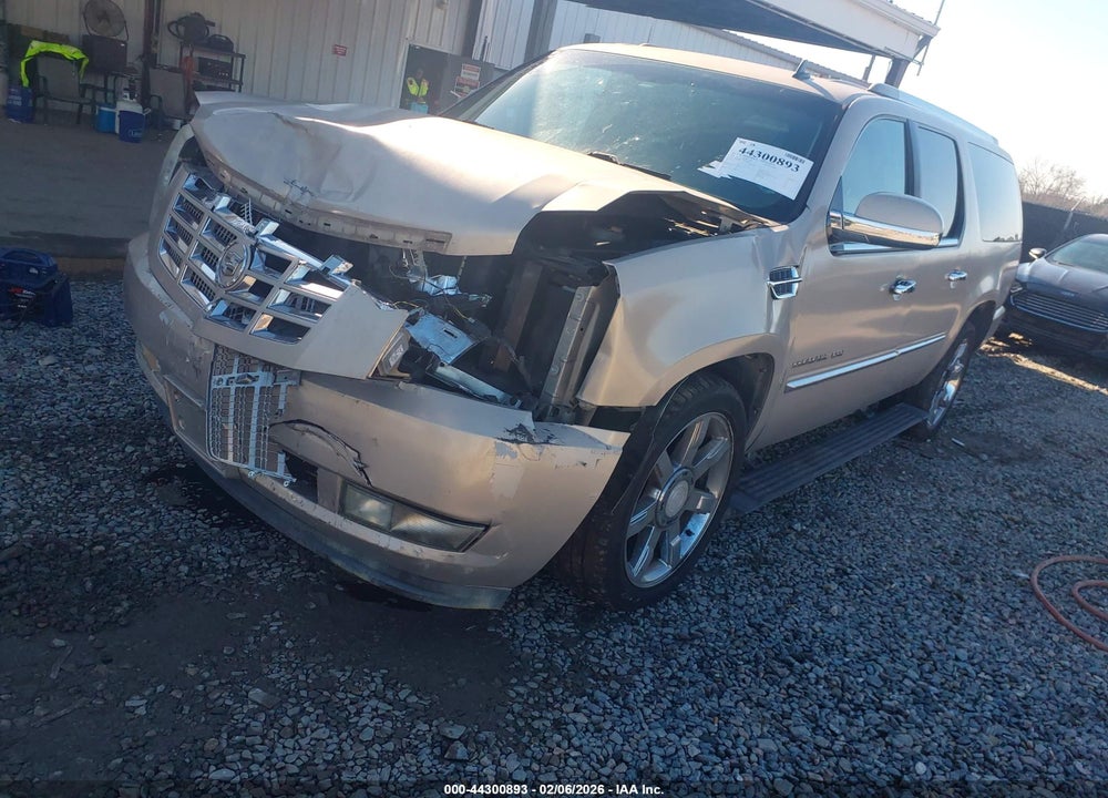 2011 CADILLAC ESCALADE ESV PREMIUM VIN: 1GYS4JEFXBR194285