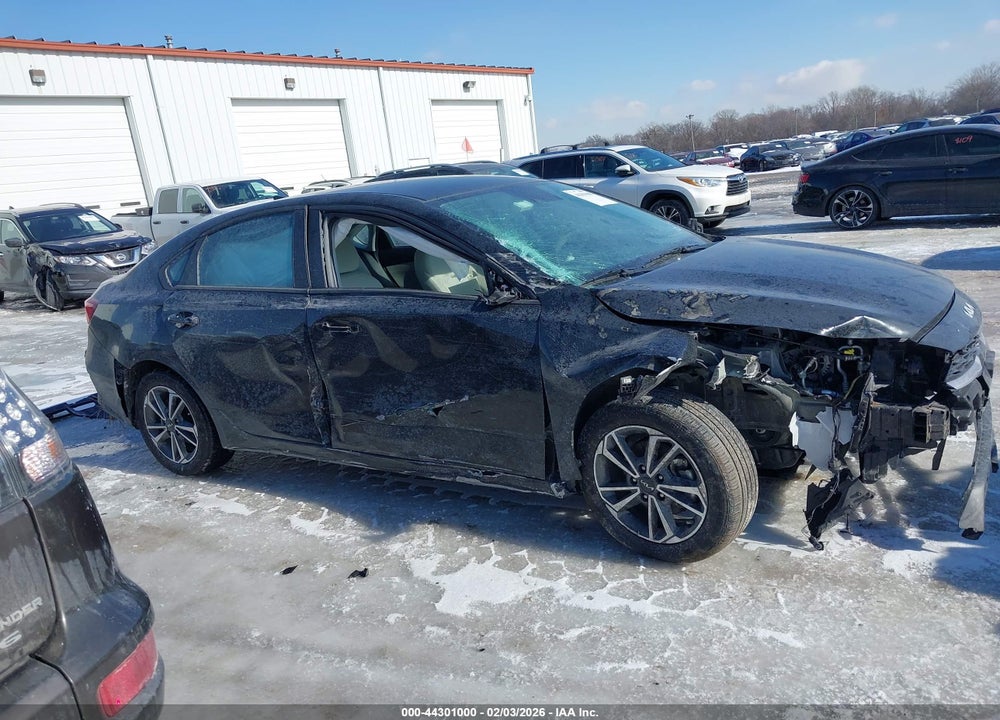 2023 KIA FORTE LXS VIN: 3KPF24AD1PE610097