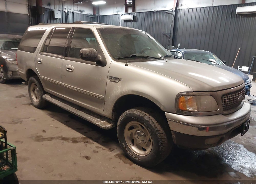 1999 FORD EXPEDITION XLT VIN: 1FMRU1863XLB60517