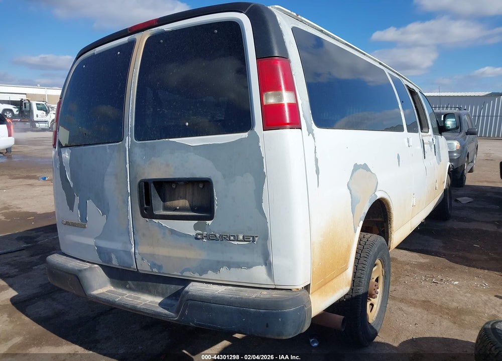 2003 CHEVROLET EXPRESS VIN: 1GAHG39U931196422
