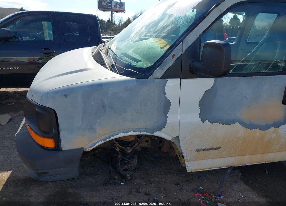 2003 CHEVROLET EXPRESS VIN: 1GAHG39U931196422
