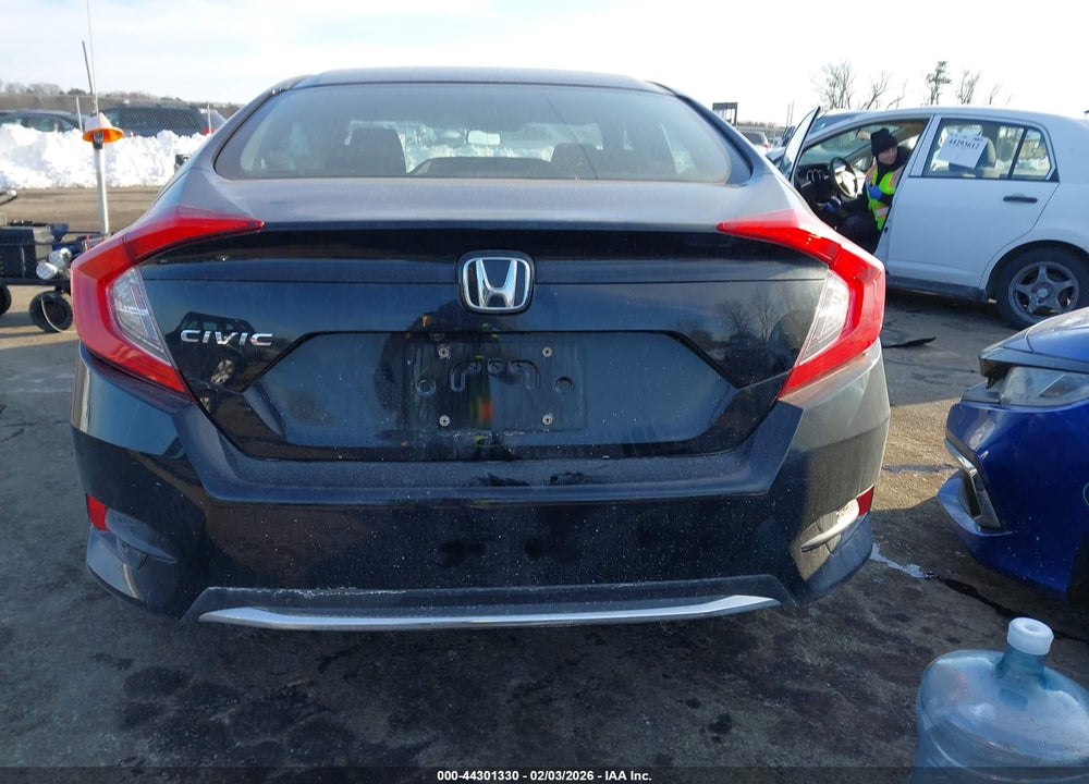 2019 HONDA CIVIC LX VIN: 2HGFC2F68KH504482