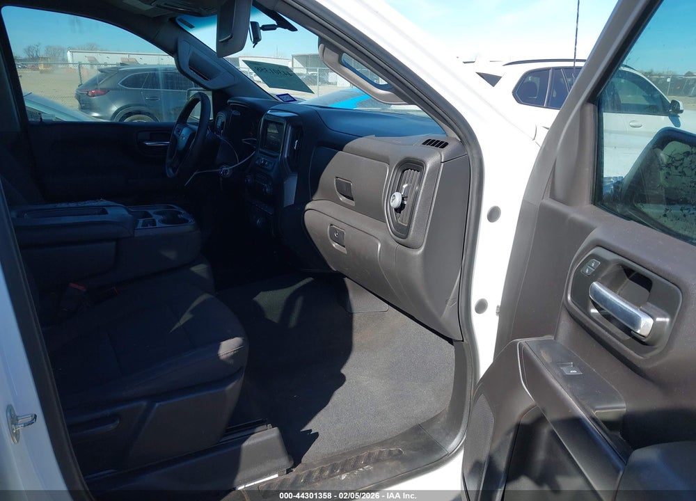 2020 CHEVROLET SILVERADO 1500 2WD  SHORT BED CUSTOM VIN: 3GCPWBEH1LG334089