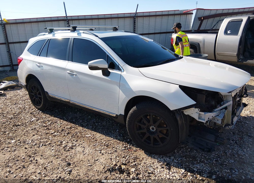 2019 SUBARU OUTBACK 3.6R TOURING VIN: 4S4BSETC8K3207898