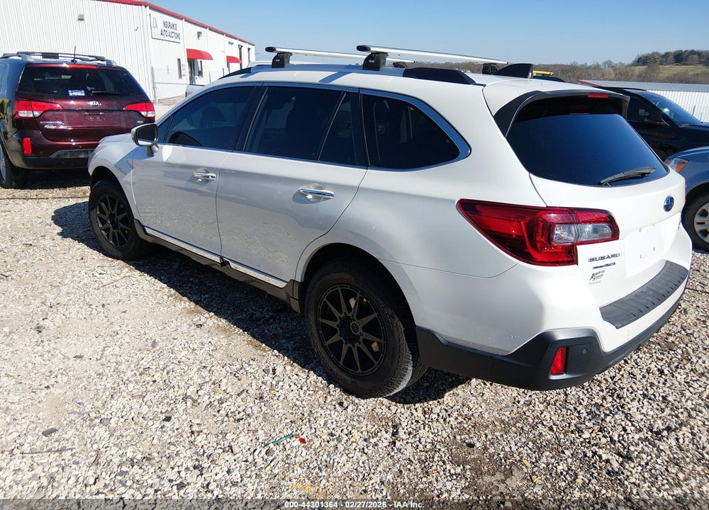 2019 SUBARU OUTBACK 3.6R TOURING VIN: 4S4BSETC8K3207898