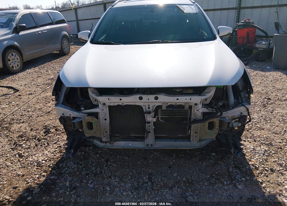 2019 SUBARU OUTBACK 3.6R TOURING VIN: 4S4BSETC8K3207898